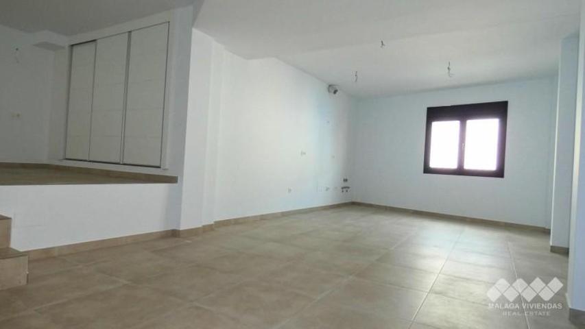 Oficina en venta en Alhaurín de la Torre photo 0