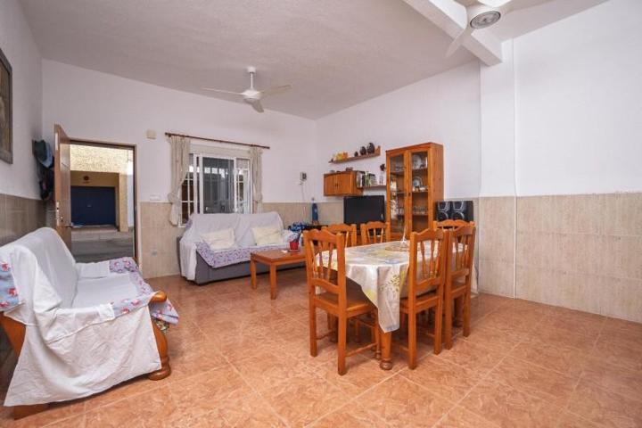 Piso en venta en Pilar de la Horadada, La Torre de la Horadada photo 0