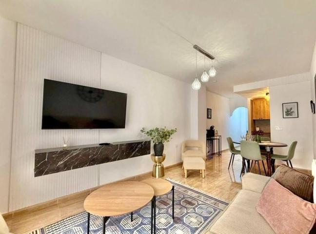 Apartamento en venta en Torrevieja, Playa del Cura photo 0