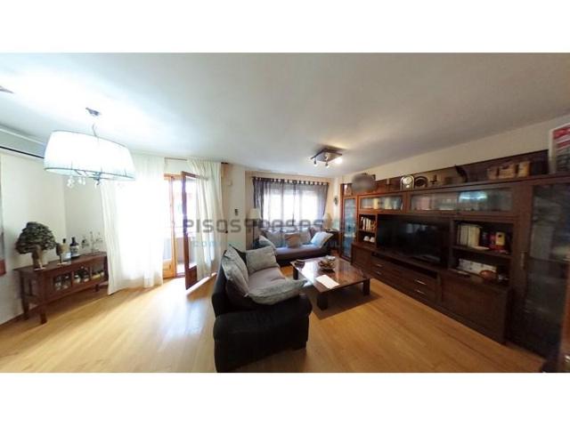 Piso en venta en Zaragoza photo 0