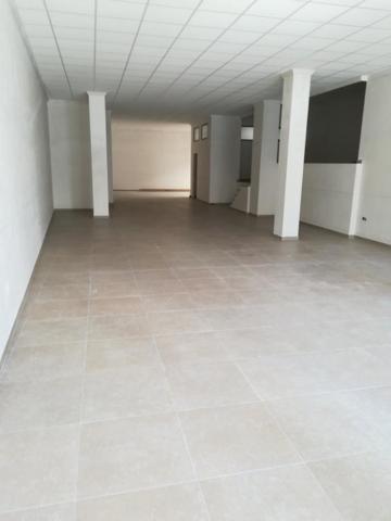 Local comercial en venta en Baena, Zona Juncal-San Antón photo 0