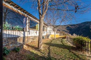 Edificio en venta en Bérchules, Bérchules photo 0