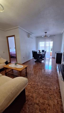 Apartamento en venta en Torrevieja, Habaneras photo 0