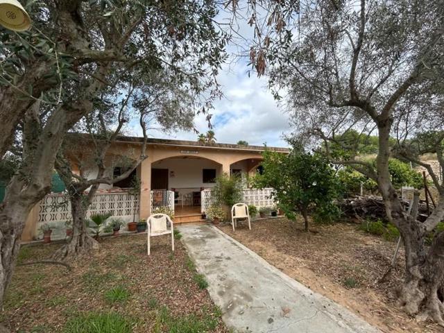 Casa en venta en Vilanova i la Geltrú, Nord photo 0
