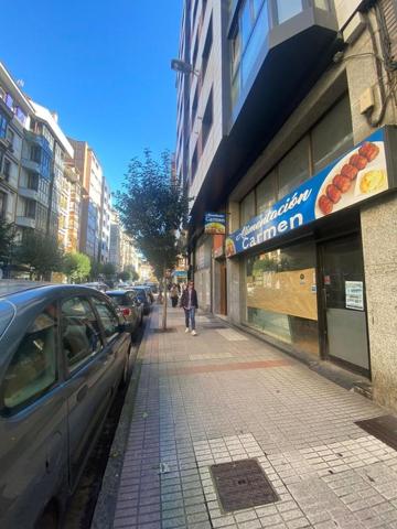 Local comercial en venta en Gijón, Área de Gijón photo 0