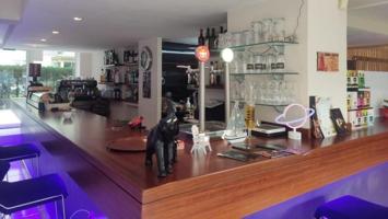 Local comercial en venta en Castell-Platja d'Aro, Platja D`Aro photo 0