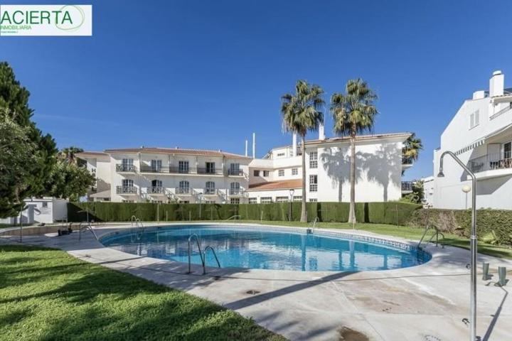 Piso en venta en Calahonda, Calahonda - Carchuna photo 0