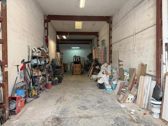 Nave industrial en venta en Manises, El Mercado photo 0
