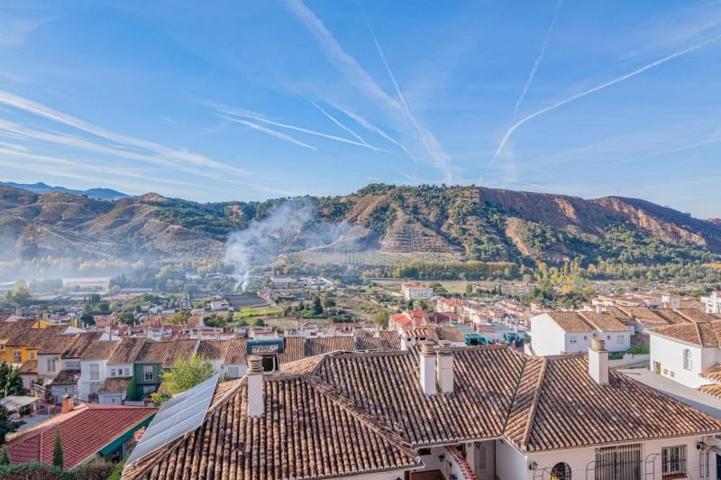 Piso en venta en Cenes de la Vega, Cerro del oro photo 0