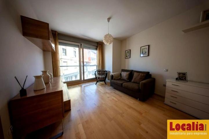 Piso en venta en Torrelavega photo 0