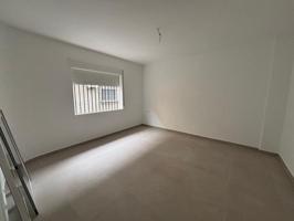 Adosada en venta en Zubia, Centro de salud photo 0