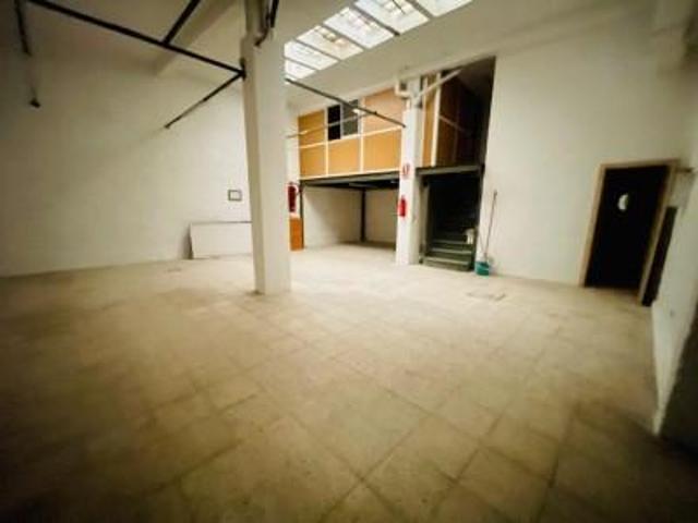 Local comercial en venta en Valladolid, San pablo photo 0