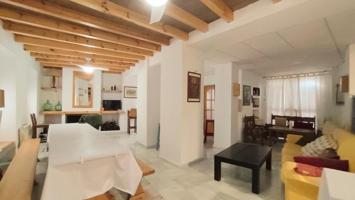 Casa en venta en Zuheros, Próxima al museo de artes photo 0