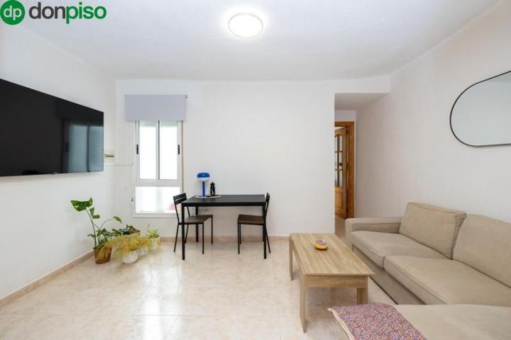 Piso en venta en Granada, Gran via photo 0