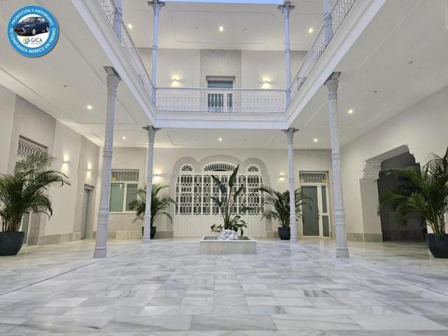 Apartamento en venta en Sanlúcar de Barrameda, Centro photo 0