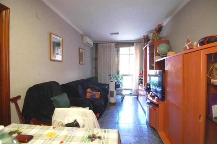 Piso en venta en Badalona, La Salut - Lloreda photo 0