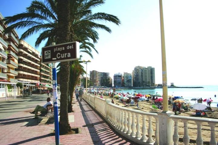 Planta baja en venta en Torrevieja, Playa del cura photo 0