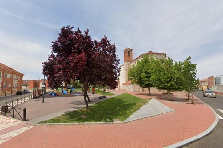 Chalet en venta en Santovenia de Pisuerga, Santovenia De Pisuerga photo 0