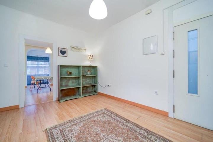 Piso en venta en Cuenca, Centro photo 0