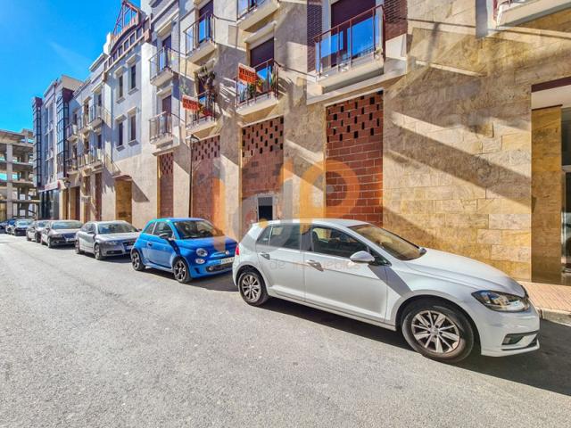 Local comercial en venta en Huércal-Overa, Centro photo 0