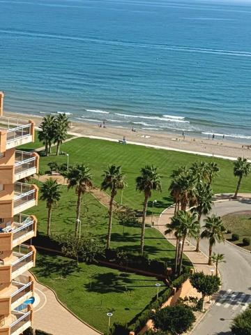 Apartamento en venta en Oropesa del Mar, Cala Blanca photo 0