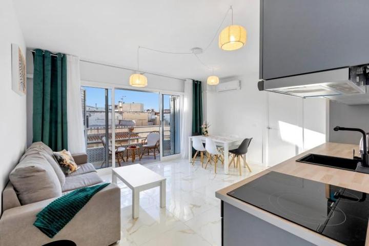 Apartamento en venta en Torrevieja, La Mata pueblo photo 0