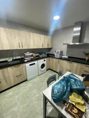 Casa en venta en Badajoz, San Roque photo 0