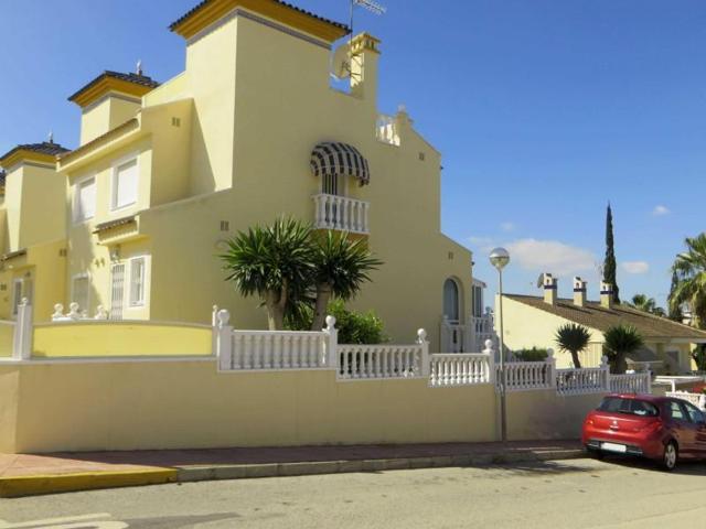 Adosada en venta en Benijofar, Residencial benimar photo 0
