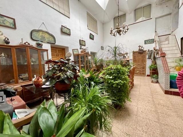 Casa en venta en Valdepeñas, Barrio Cachiporro photo 0