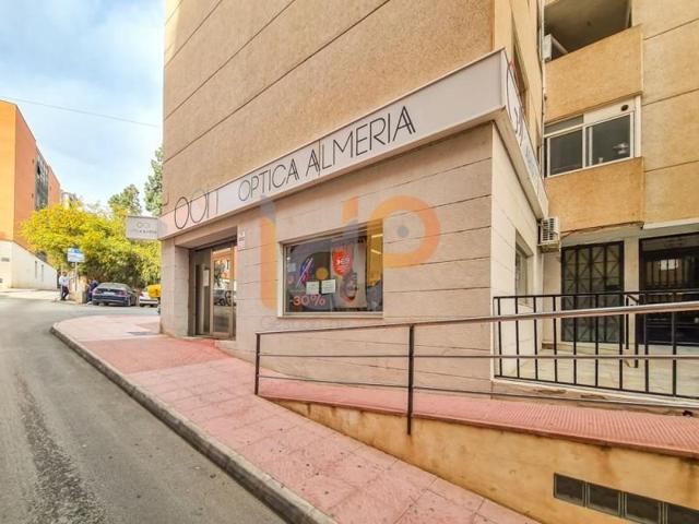 Local comercial en venta en Huércal-Overa, Centro photo 0