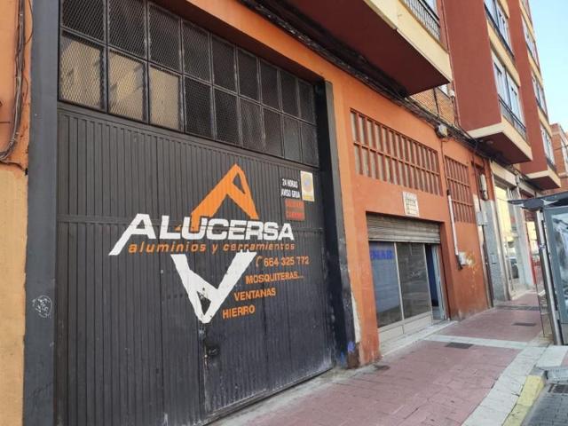 Local comercial en venta en Valladolid, Delicias photo 0