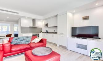 Apartamento en venta en Roses, Puig-Rom photo 0