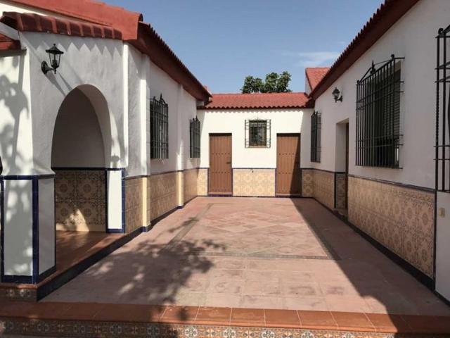 Casa con terreno en venta en Córdoba, El Higuerón photo 0