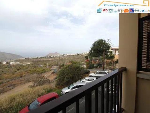 Piso en venta en Arona, La Camella photo 0