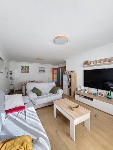 Piso en venta en Silla photo 0