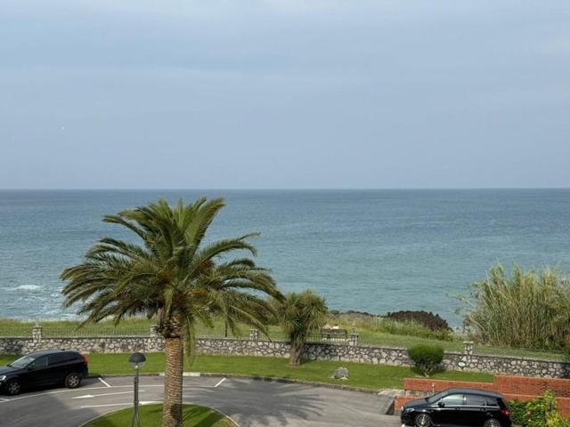 Piso en venta en Noja, Playa Trengandin photo 0