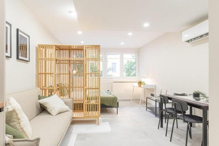 Casa en venta en Málaga, Martiricos photo 0