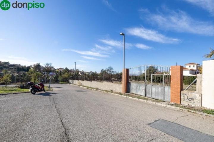 Terreno en venta en Otura, Vega de granada zona sur photo 0