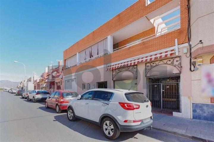 Chalet en venta en Almería, Área de Almería photo 0