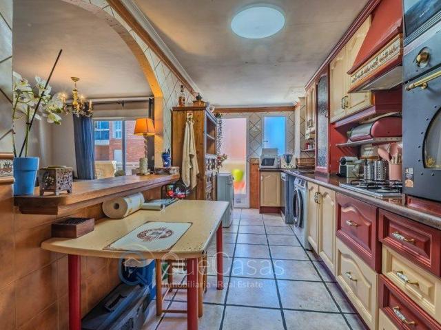 Piso en venta en Torrevieja, Torrevieja photo 0