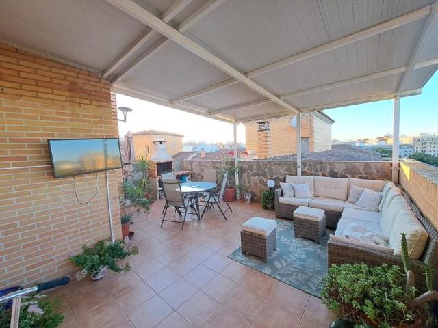 Atico Duplex en venta en Alzira, Colegio Ausias March photo 0