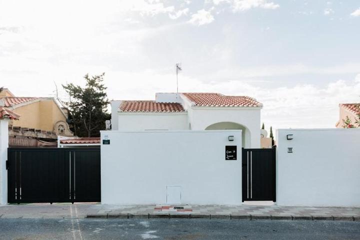 Chalet en venta en San Fulgencio, La marina photo 0