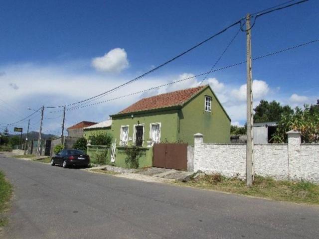 Casa en venta en Ribeira, Oleiros photo 0