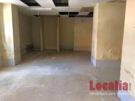 Local comercial en venta en Torrelavega photo 0