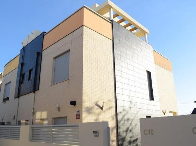 Chalet en venta en Almazora-Almassora, Playa de Almazora-Ben Afeli photo 0