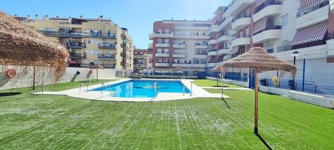 Piso en venta en Mijas, Las lagunas photo 0