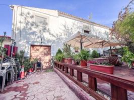 Adosada en venta en Sax photo 0