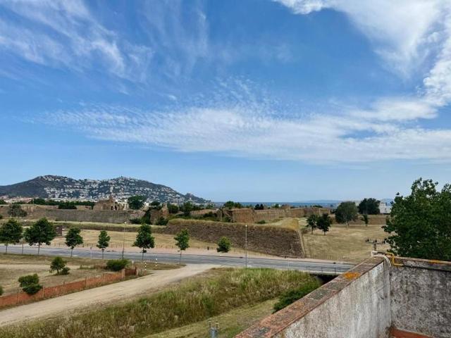 Piso en venta en Roses, Mas Mates photo 0