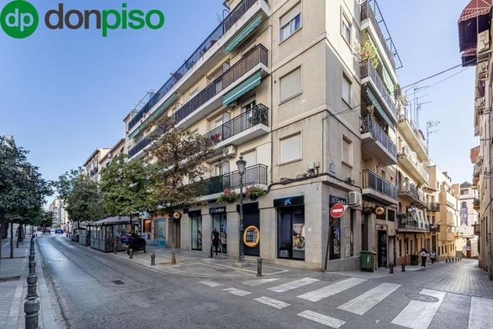Piso en venta en Granada, Realejo photo 0