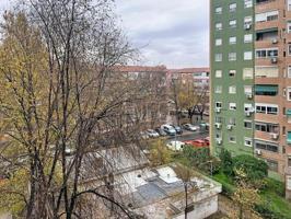 Piso en venta en Alcalá de Henares, Reyes Católicos photo 0